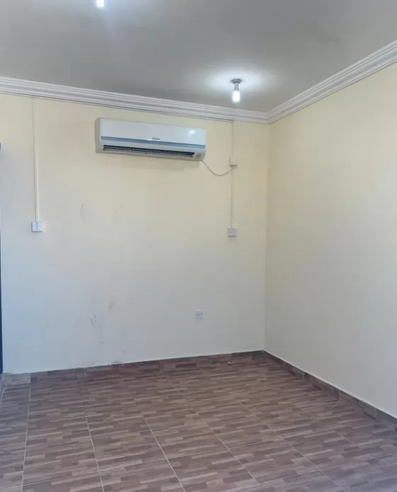 Residential Ready Property Studio F/F Apartment  for rent in Doha-Qatar #17292 - 1  image 