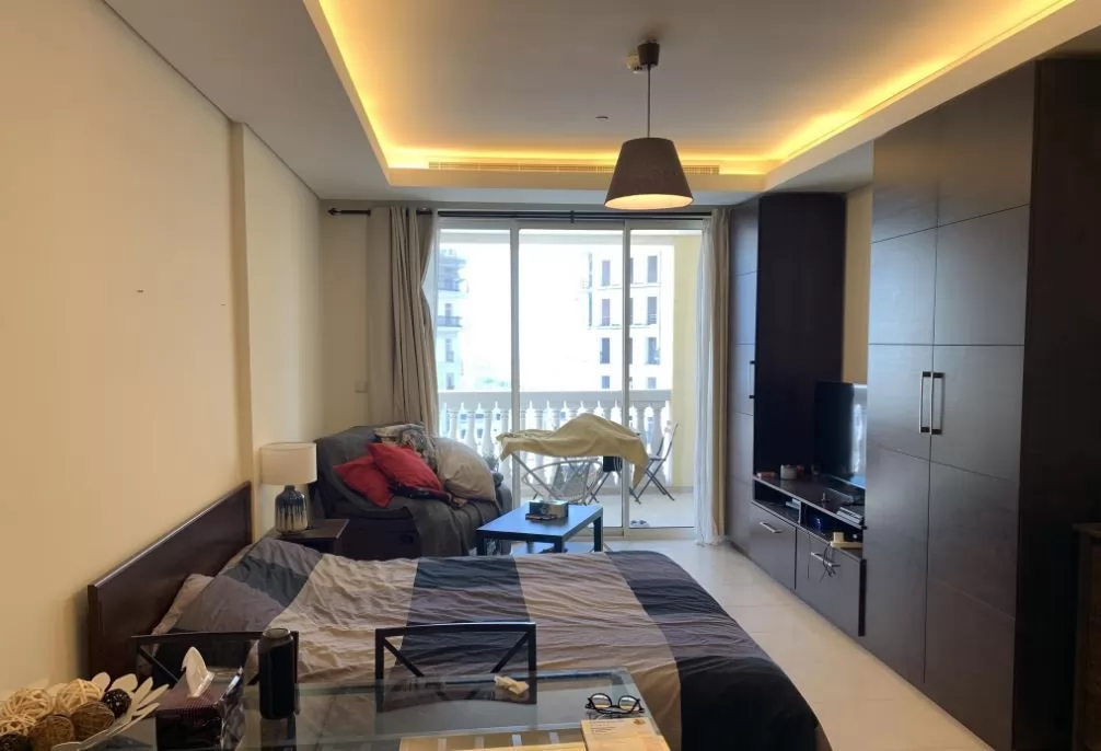 Residential Ready Property Studio F/F Penthouse  for sale in The-Pearl-Qatar , Doha-Qatar #17320 - 1  image 