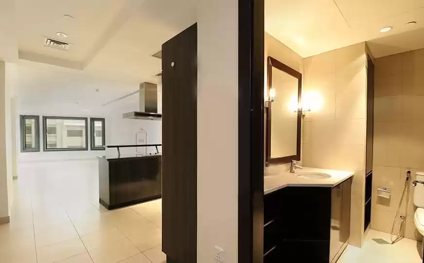 Residential Ready Property Studio S/F Apartment  for sale in Al Sadd , Doha #17329 - 1  image 