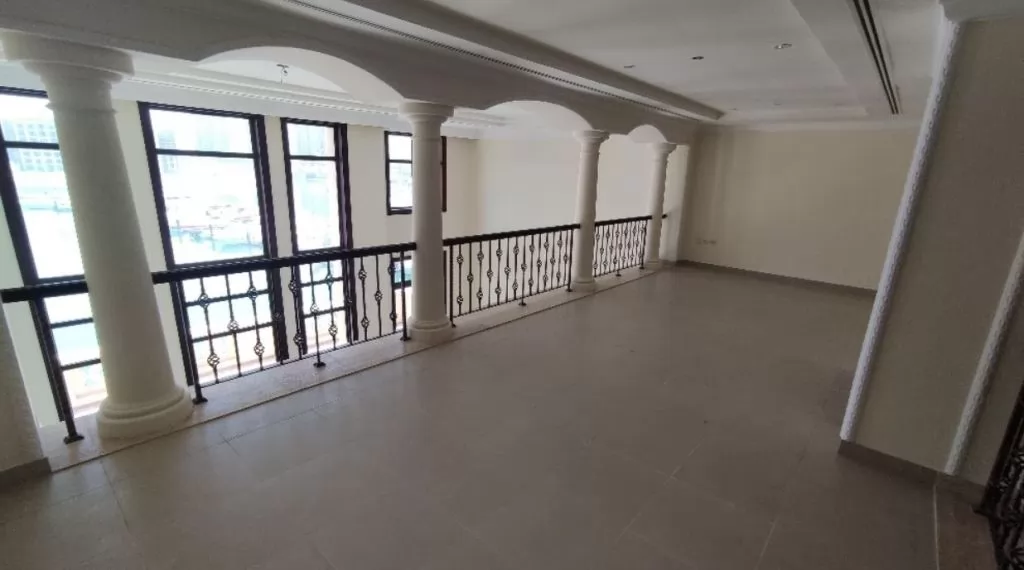 Residential Ready Property 4 Bedrooms S/F Townhouse  for sale in Al Sadd , Doha #17354 - 1  image 