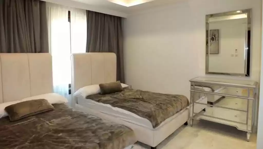 yerleşim Hazır Mülk 2 yatak odası F/F şehir evi  kiralık içinde Al Sadd , Doha #17413 - 1  image 