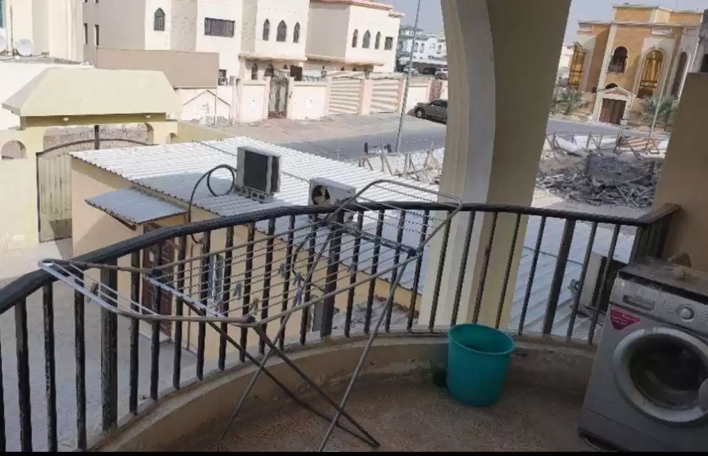 Résidentiel Propriété prête 1 chambre F / F Appartement  a louer au Al-Sadd , Doha #17429 - 1  image 