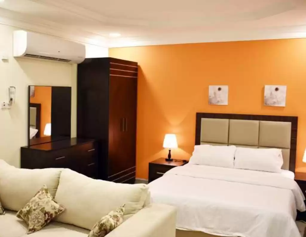 yerleşim Hazır Mülk 1 yatak odası F/F Apartman  kiralık içinde Al Sadd , Doha #17474 - 1  image 