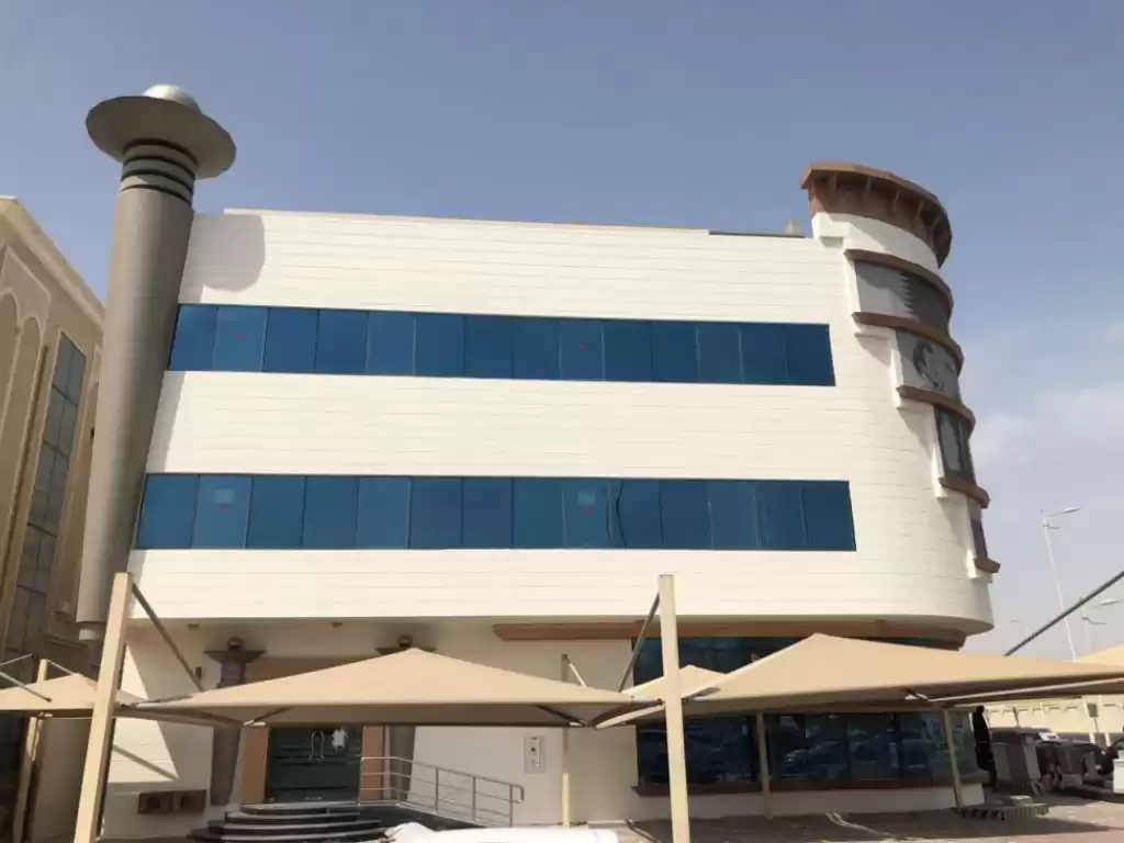 Residential Ready Property 7+ Bedrooms U/F Building  for rent in Al Sadd , Doha #17491 - 1  image 