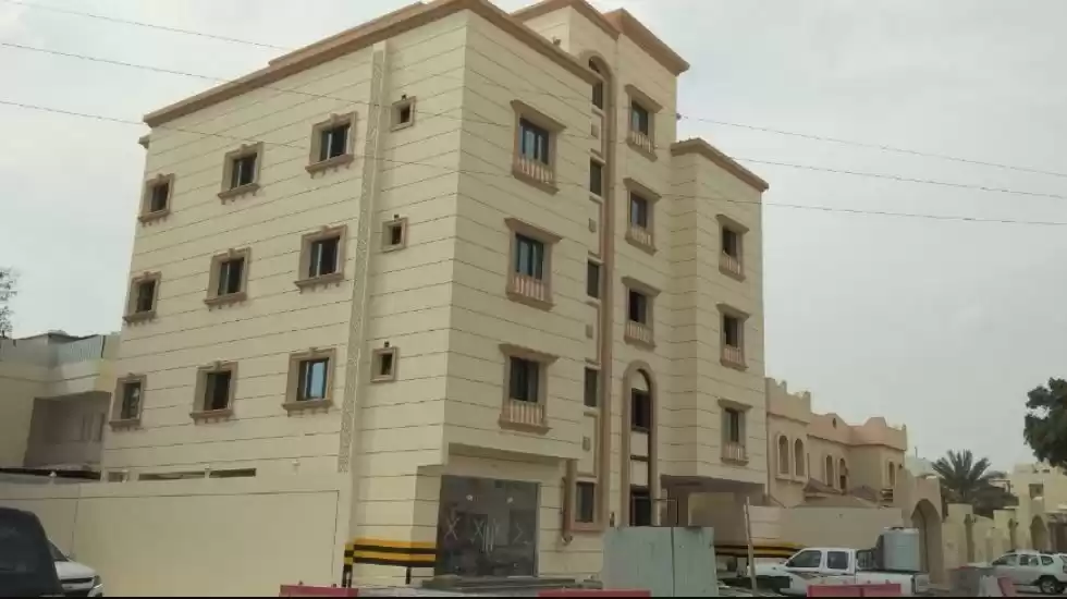 Residential Ready Property 7+ Bedrooms U/F Building  for sale in Al Sadd , Doha #17523 - 1  image 