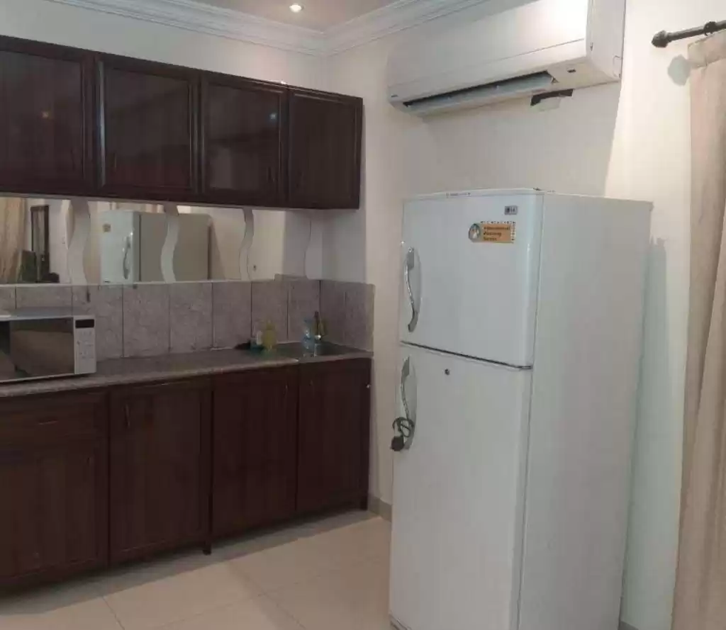 Wohn Klaar eigendom 1 Schlafzimmer F/F Wohnung  zu vermieten in Doha #17538 - 1  image 