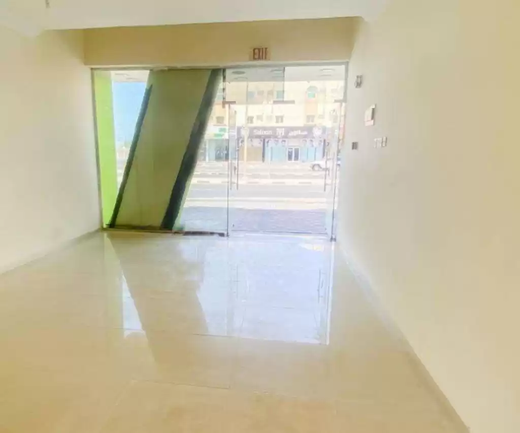 Commercial Ready Property U/F Office  for rent in Al Sadd , Doha #17570 - 1  image 