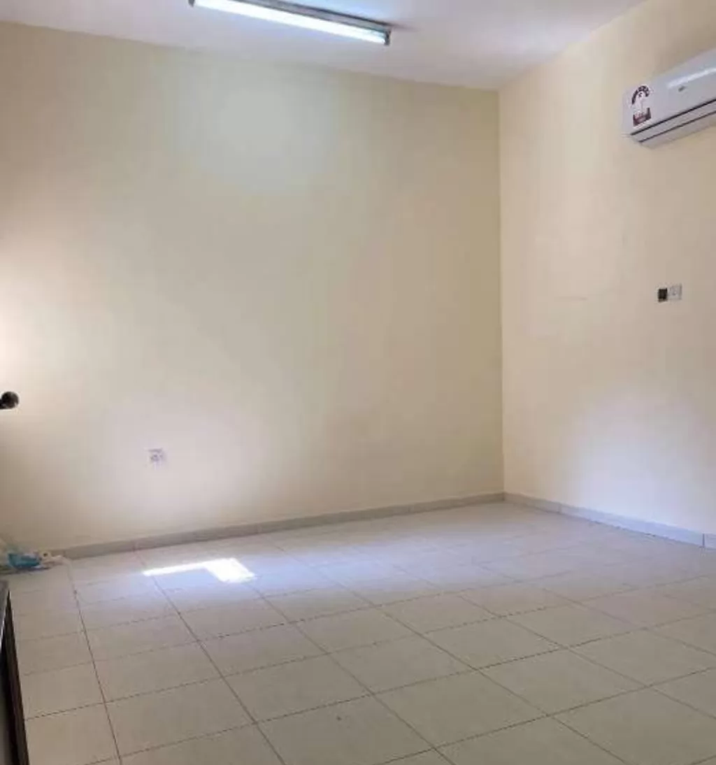 Residential Ready Property 1 Bedroom U/F Apartment  for rent in Abu-Hamour , Doha-Qatar #17573 - 1  image 
