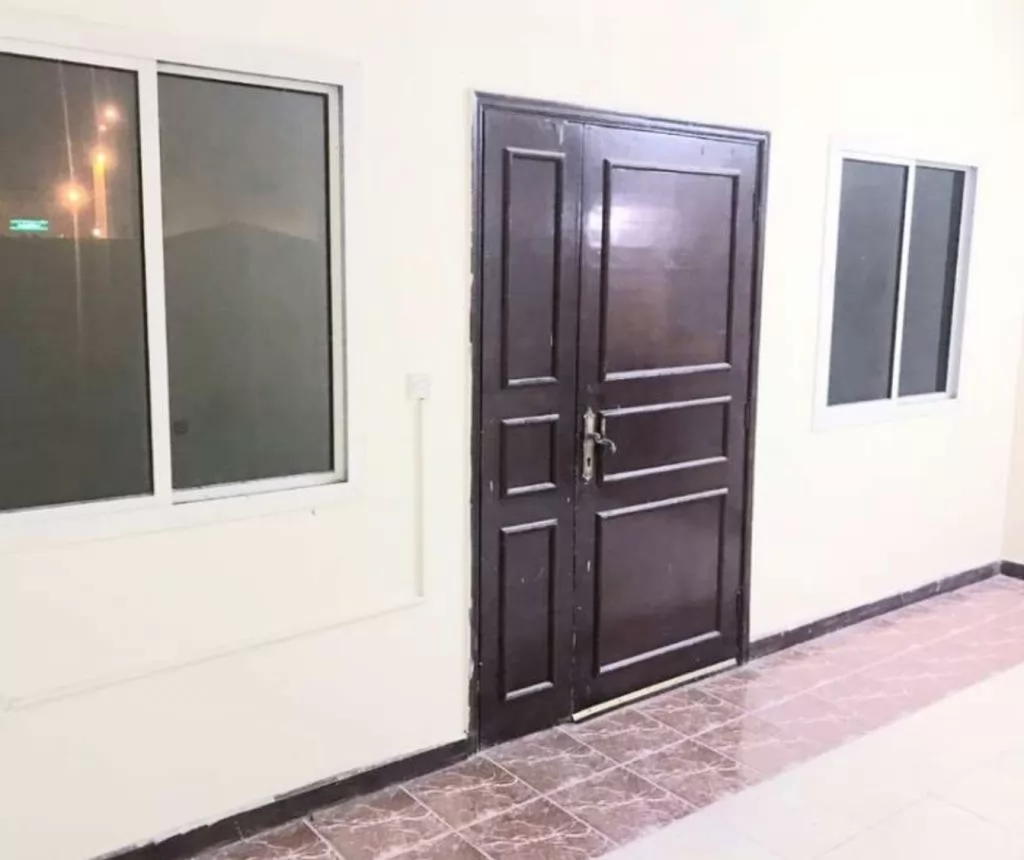 Residential Ready Property 1 Bedroom U/F Apartment  for rent in Al Sadd , Doha #17574 - 1  image 