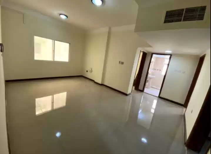 Residential Ready Property 1 Bedroom U/F Hotel Apartments  for rent in Al Sadd , Doha #17589 - 1  image 