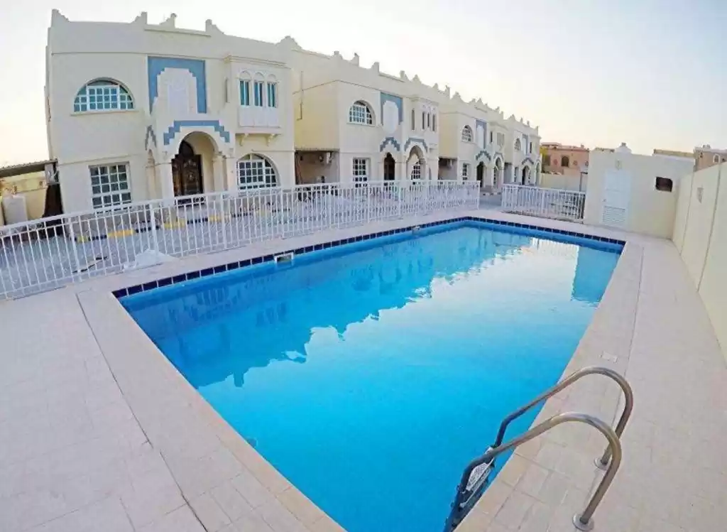 Résidentiel Propriété prête 1 chambre F / F Appartement  a louer au Al-Sadd , Doha #17590 - 1  image 