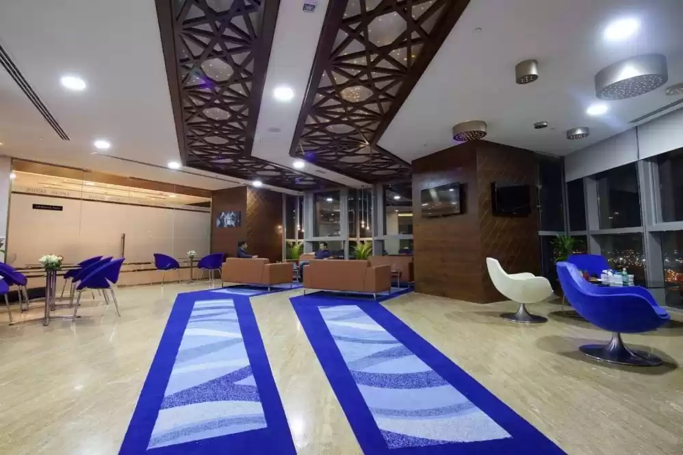 Kommerziell Klaar eigendom F/F Geschäftszentrum  zu vermieten in Al Sadd , Doha #17687 - 1  image 