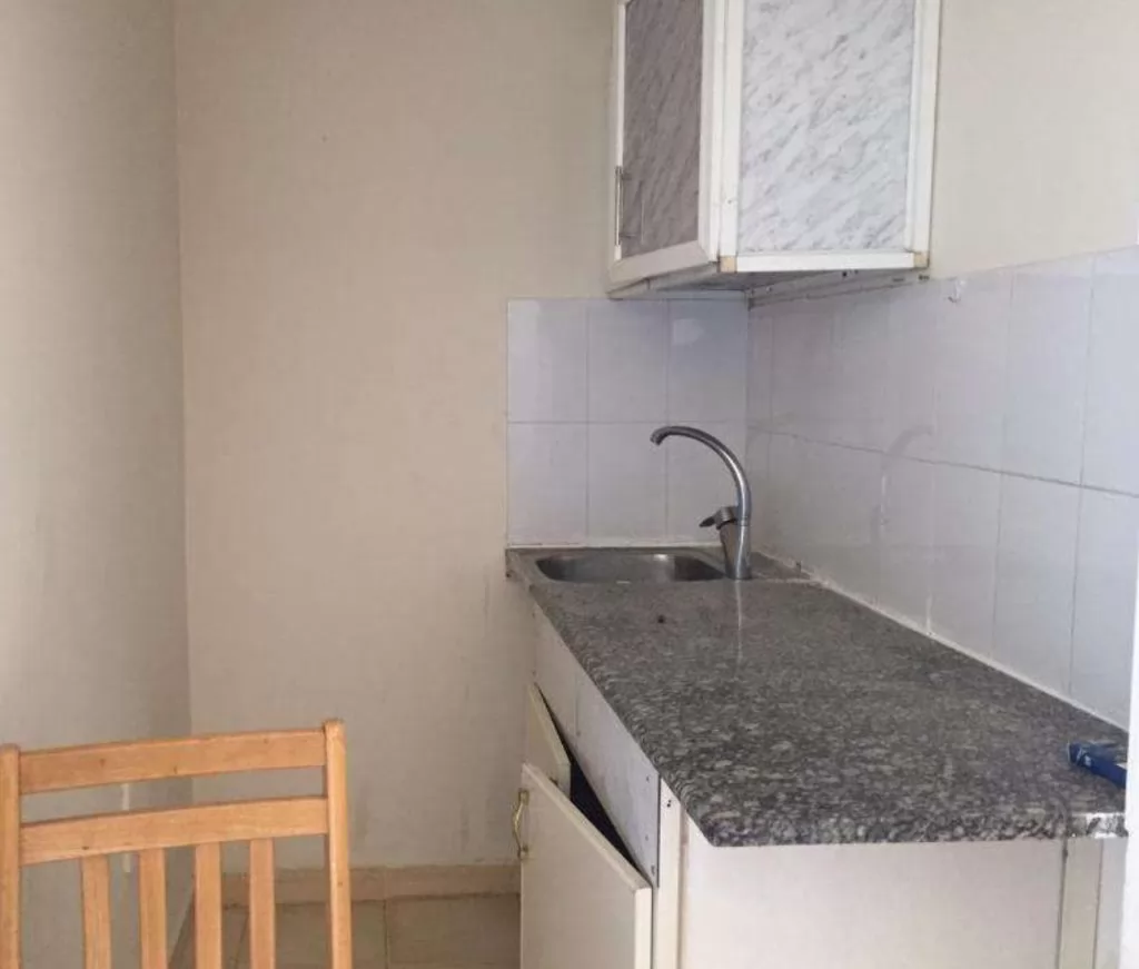 Residential Ready Property 1 Bedroom U/F Apartment  for rent in Doha-Qatar #17751 - 1  image 