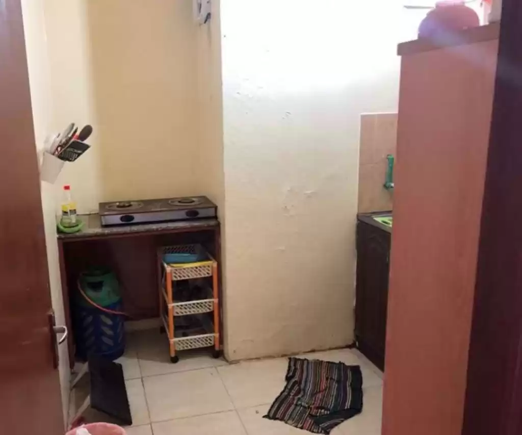 سكني عقار جاهز 1 غرفة  غير مفروش شقة  للإيجار في الدوحة #17765 - 1  صورة 