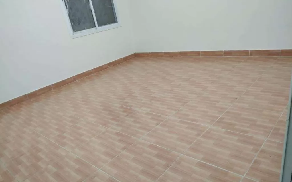 Residential Ready Property Studio U/F Apartment  for rent in Al Wakrah #17787 - 1  image 