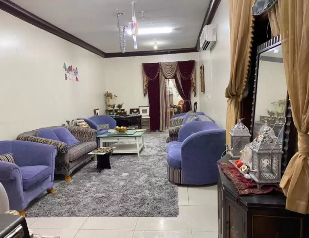 Résidentiel Propriété prête 3 chambres F / F Appartement  a louer au Al-Sadd , Doha #17791 - 1  image 