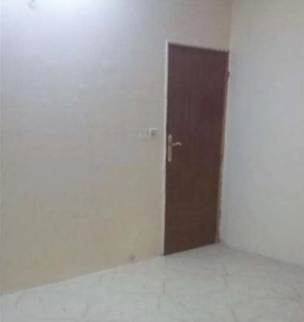 Residential Ready Property 1 Bedroom U/F Apartment  for rent in Al Sadd , Doha #17845 - 1  image 