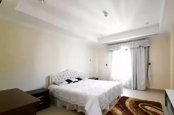 Residential Ready Property 3 Bedrooms F/F Apartment  for sale in Al Sadd , Doha #17919 - 1  image 
