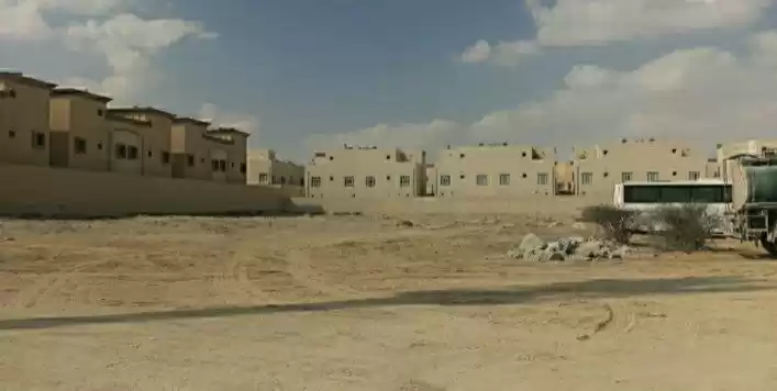 أرض عقار جاهز ارض متعددة الاستعمالات  للبيع في الدوحة #18021 - 1  صورة 
