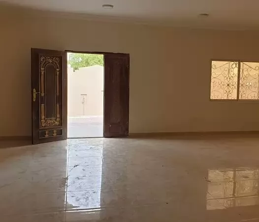 Residential Ready Property 7 Bedrooms U/F Standalone Villa  for sale in Madinat-ash-Shamal #18034 - 1  image 