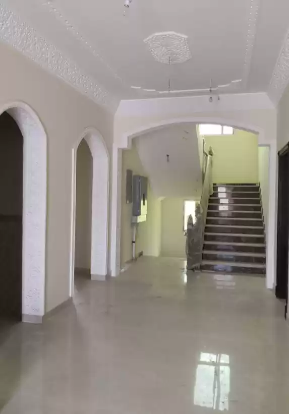 Residential Ready Property 7+ Bedrooms U/F Standalone Villa  for sale in Al Sadd , Doha #18109 - 1  image 