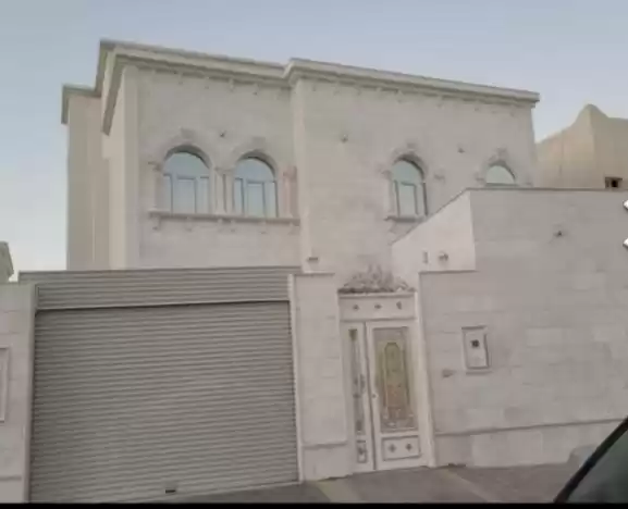 سكني عقار جاهز 7+ غرف  غير مفروش بنتهاوس  للبيع في السد , الدوحة #18112 - 1  صورة 