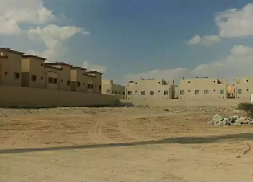 Terre Propriété prête Terrains résidentiels  à vendre au Doha #18164 - 1  image 