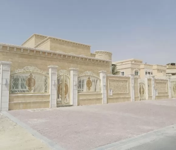 Résidentiel Propriété prête 7+ chambres U / f Villa autonome  à vendre au Doha #18241 - 1  image 