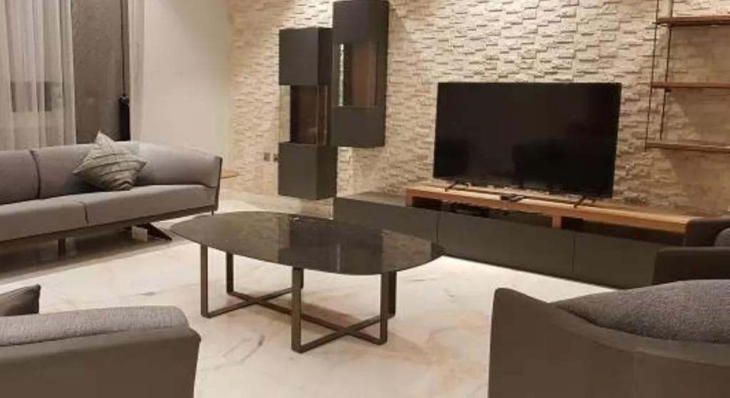 Residential Ready Property 4 Bedrooms F/F Apartment  for rent in Al-Nasr , Doha-Qatar #18242 - 1  image 