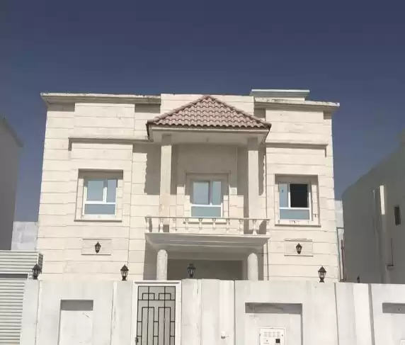 Residential Ready Property 7 Bedrooms U/F Villa in Compound  for sale in Doha #18249 - 1  image 