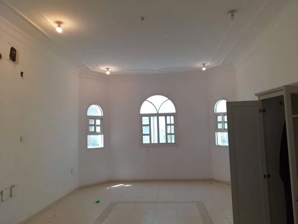 Mixed Use Ready Property 7 Bedrooms U/F Standalone Villa  for rent in Doha-Qatar #18297 - 1  image 
