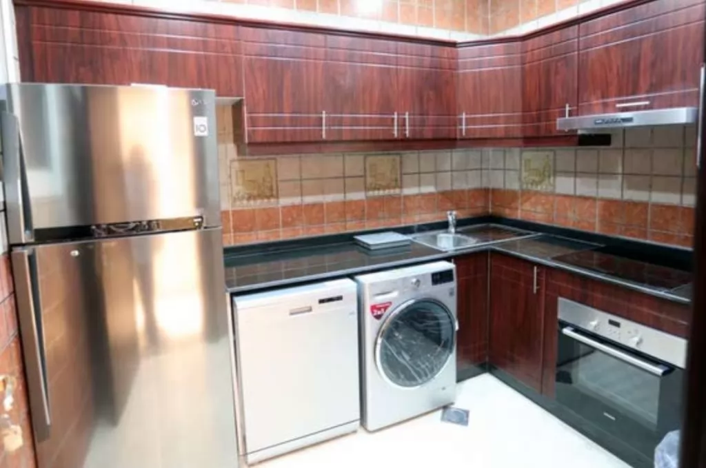 Residential Ready Property 3 Bedrooms F/F Apartment  for rent in Doha-Qatar #18311 - 2  image 