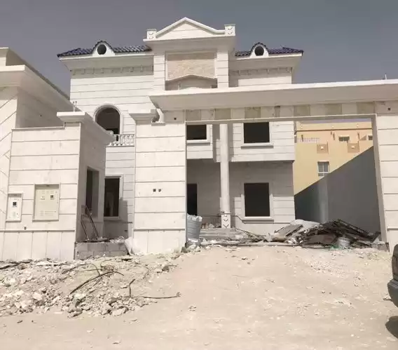 Жилой Готовая недвижимость 7+ спален Н/Ф Отдельная вилла  продается в Аль-Садд , Доха #18320 - 1  image 