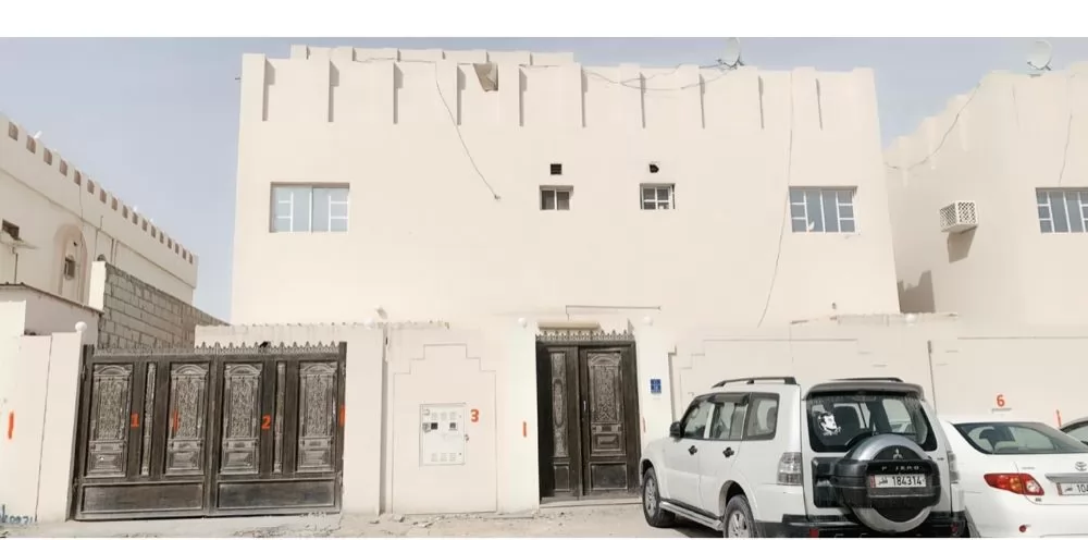Жилой Готовая недвижимость 6 спален Н/Ф Отдельная вилла  продается в Доха #18342 - 1  image 