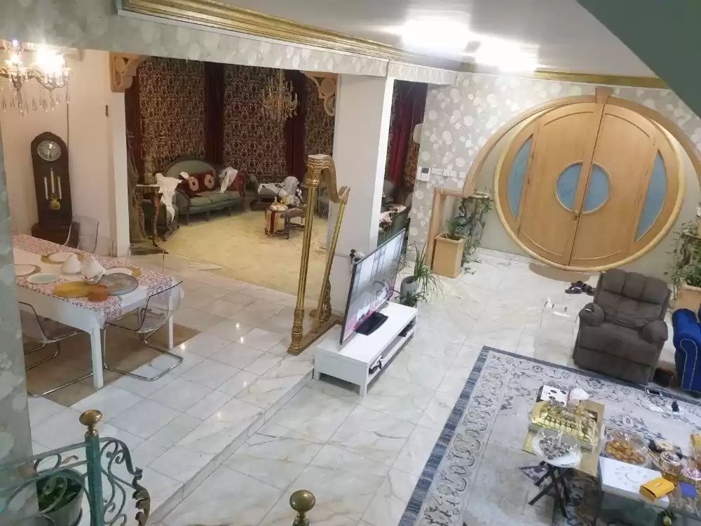 Residential Ready Property 7+ Bedrooms U/F Standalone Villa  for sale in Al Sadd , Doha #18343 - 1  image 