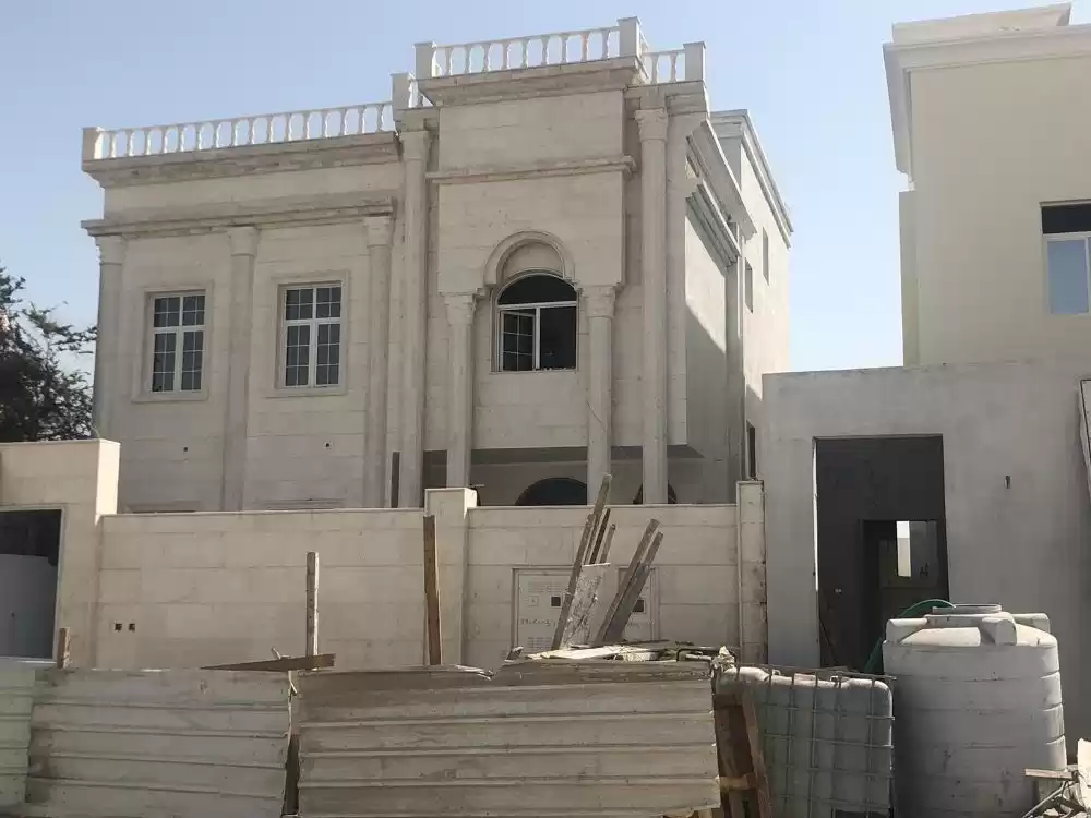 Residential Ready Property 6 Bedrooms U/F Standalone Villa  for sale in Al Sadd , Doha #18350 - 1  image 