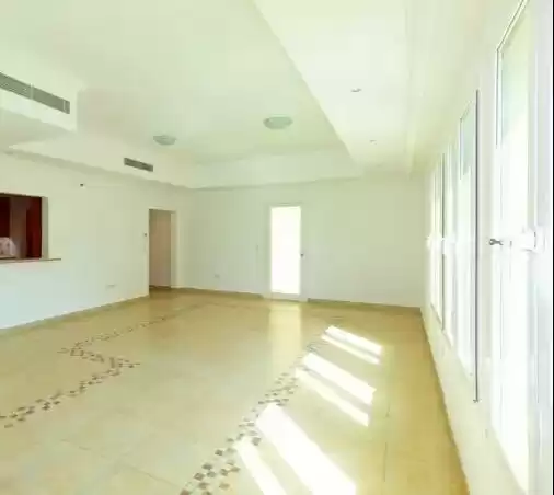 Wohn Klaar eigendom 3 Schlafzimmer U/F Wohnung  zu vermieten in Al Sadd , Doha #18360 - 1  image 