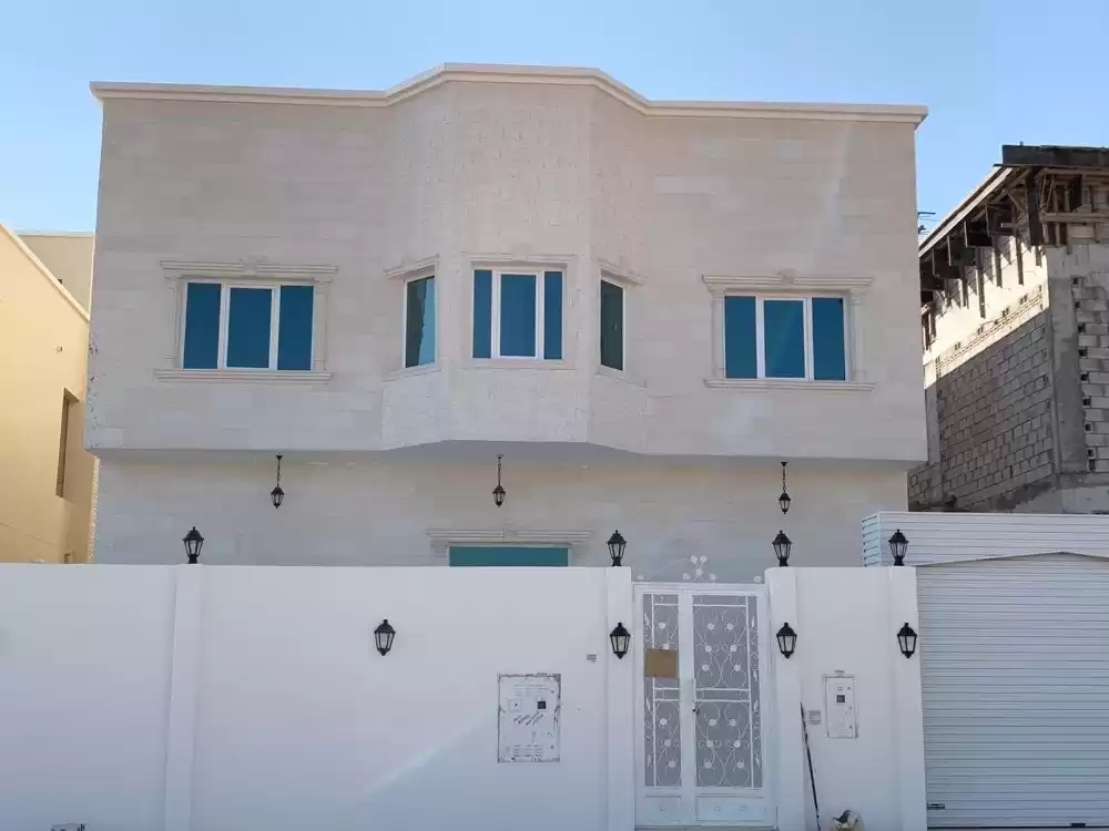 Residential Ready Property 7 Bedrooms U/F Standalone Villa  for sale in Al Sadd , Doha #18385 - 1  image 