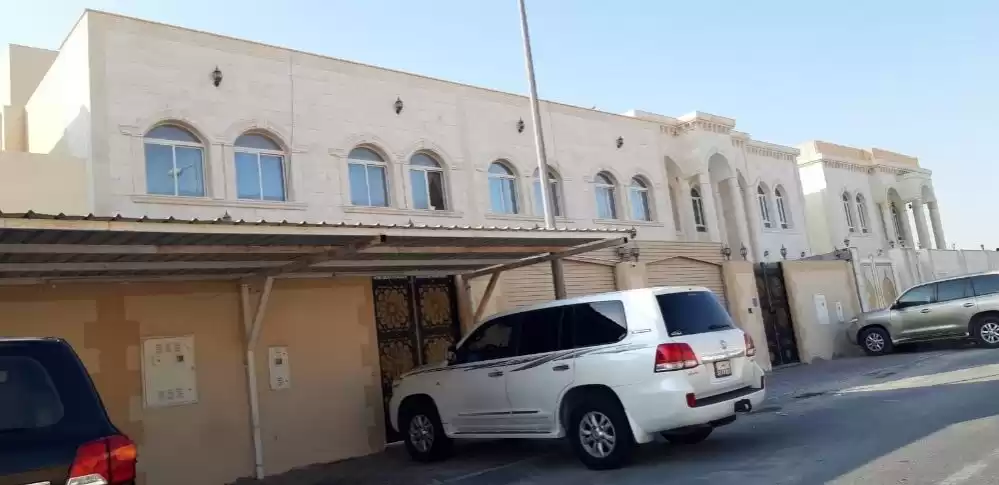 Жилой Готовая недвижимость 6 спален Н/Ф Отдельная вилла  продается в Аль-Садд , Доха #18412 - 1  image 