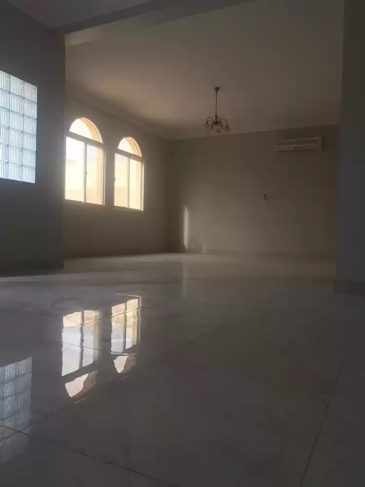 Residential Ready Property 6 Bedrooms U/F Standalone Villa  for sale in Al Sadd , Doha #18415 - 1  image 