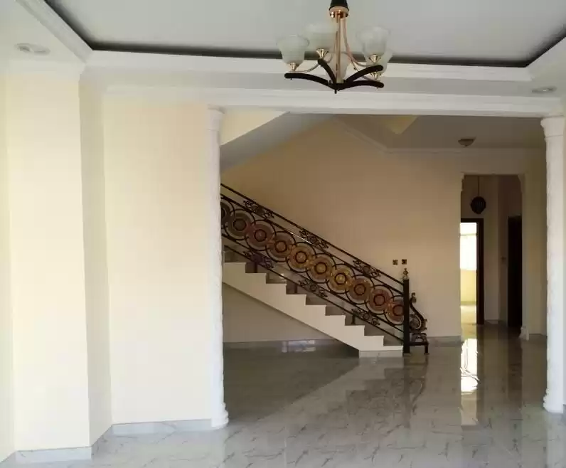 Résidentiel Propriété prête 6 chambres U / f Villa autonome  a louer au Al-Sadd , Doha #18445 - 1  image 