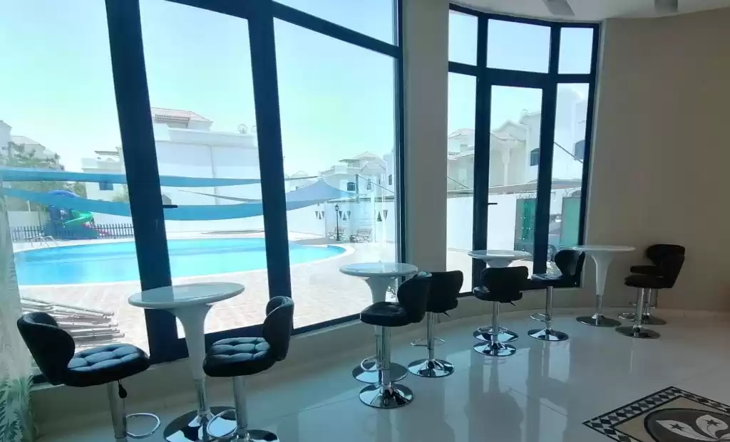 Résidentiel Propriété prête 5 chambres U / f Villa autonome  a louer au Al-Sadd , Doha #18452 - 1  image 
