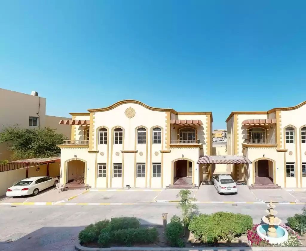 Жилой Готовая недвижимость 4 спальни Ж/Ж Отдельная вилла  в аренду в Аль-Садд , Доха #18456 - 1  image 