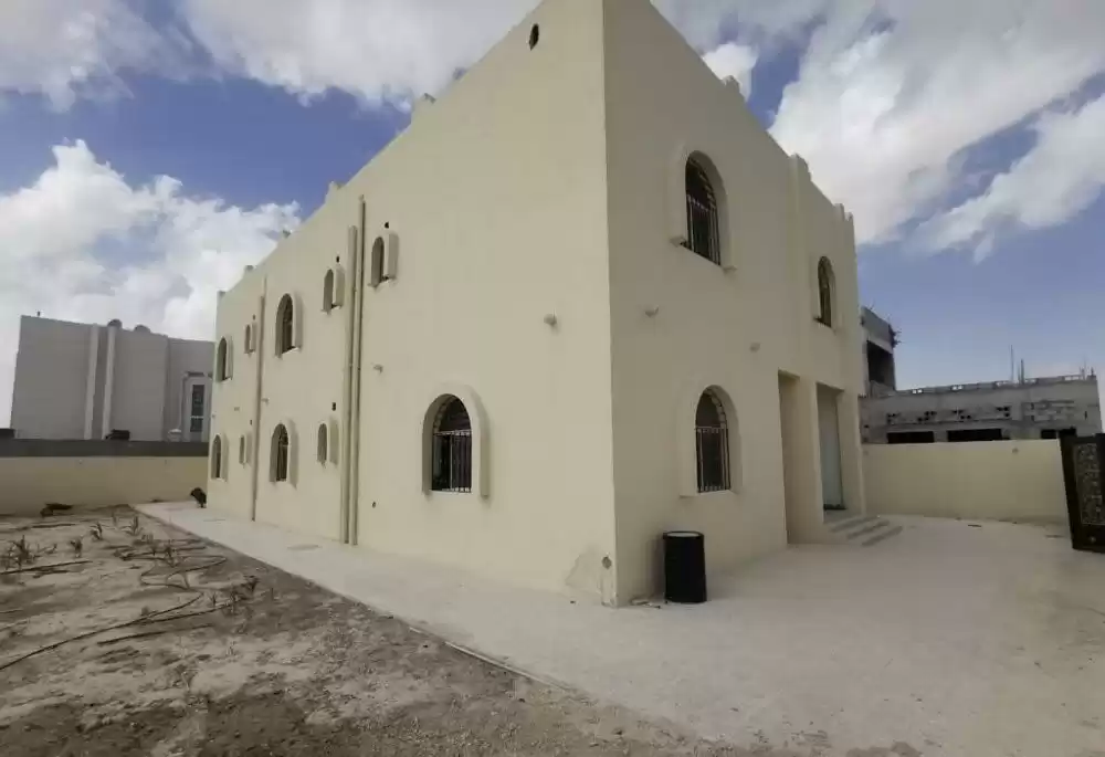 Résidentiel Propriété prête 7+ chambres U / f Villa autonome  à vendre au Doha #18499 - 1  image 