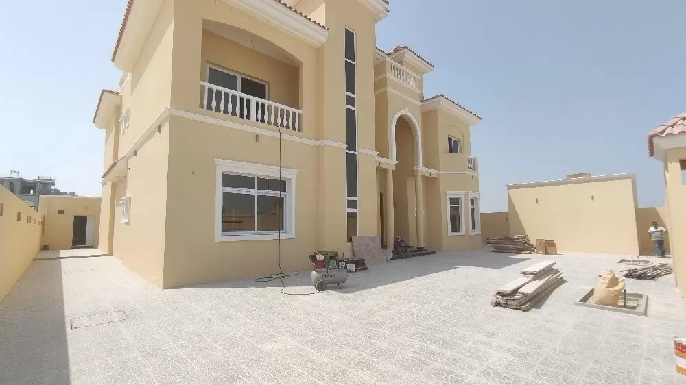 Residential Ready Property 7 Bedrooms U/F Standalone Villa  for sale in Lusail , Doha-Qatar #18507 - 1  image 