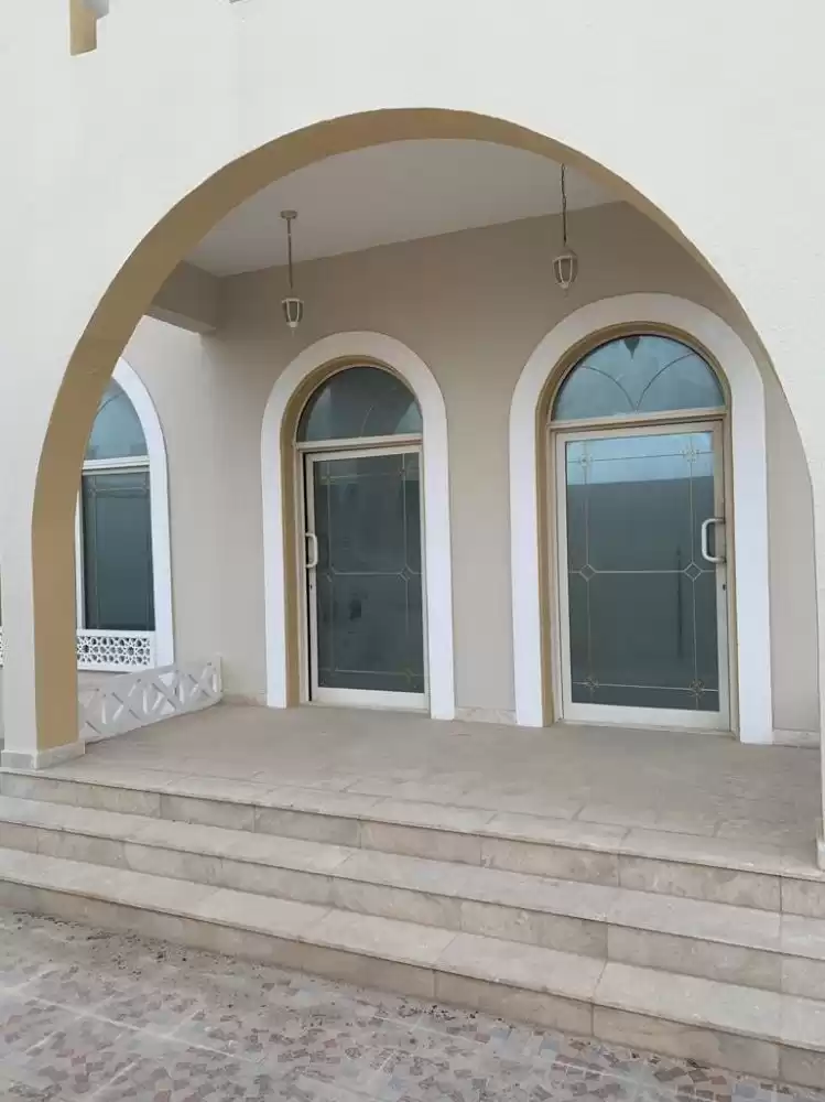 Жилой Готовая недвижимость 7 спален Н/Ф Отдельная вилла  продается в Аль-Садд , Доха #18509 - 1  image 