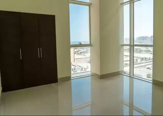 Residential Ready Property 2 Bedrooms U/F Apartment  for rent in Al Sadd , Doha #18511 - 1  image 