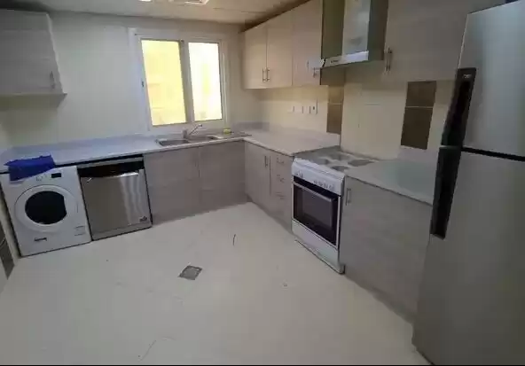Residential Ready Property 2 Bedrooms F/F Apartment  for rent in Al Sadd , Doha #18515 - 1  image 