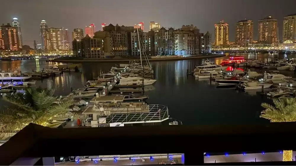 Résidentiel Propriété prête 2 chambres F / F Appartement  a louer au Doha #18597 - 1  image 