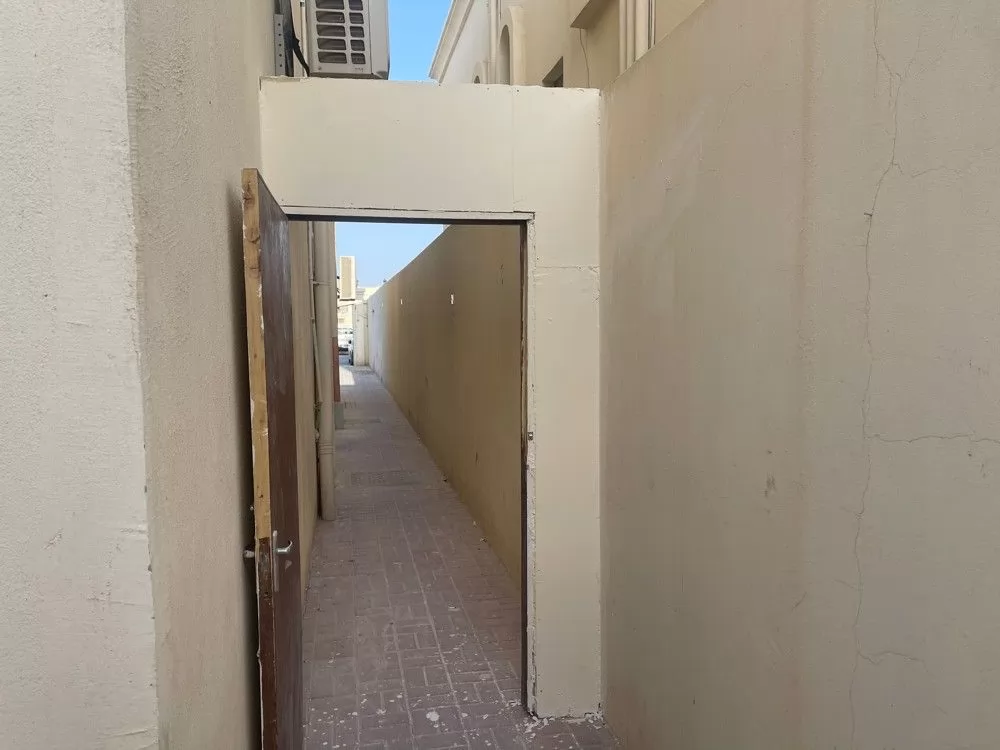 Residential Property 1 Bedroom U/F Apartment  for rent in Doha-Qatar #18614 - 1  image 